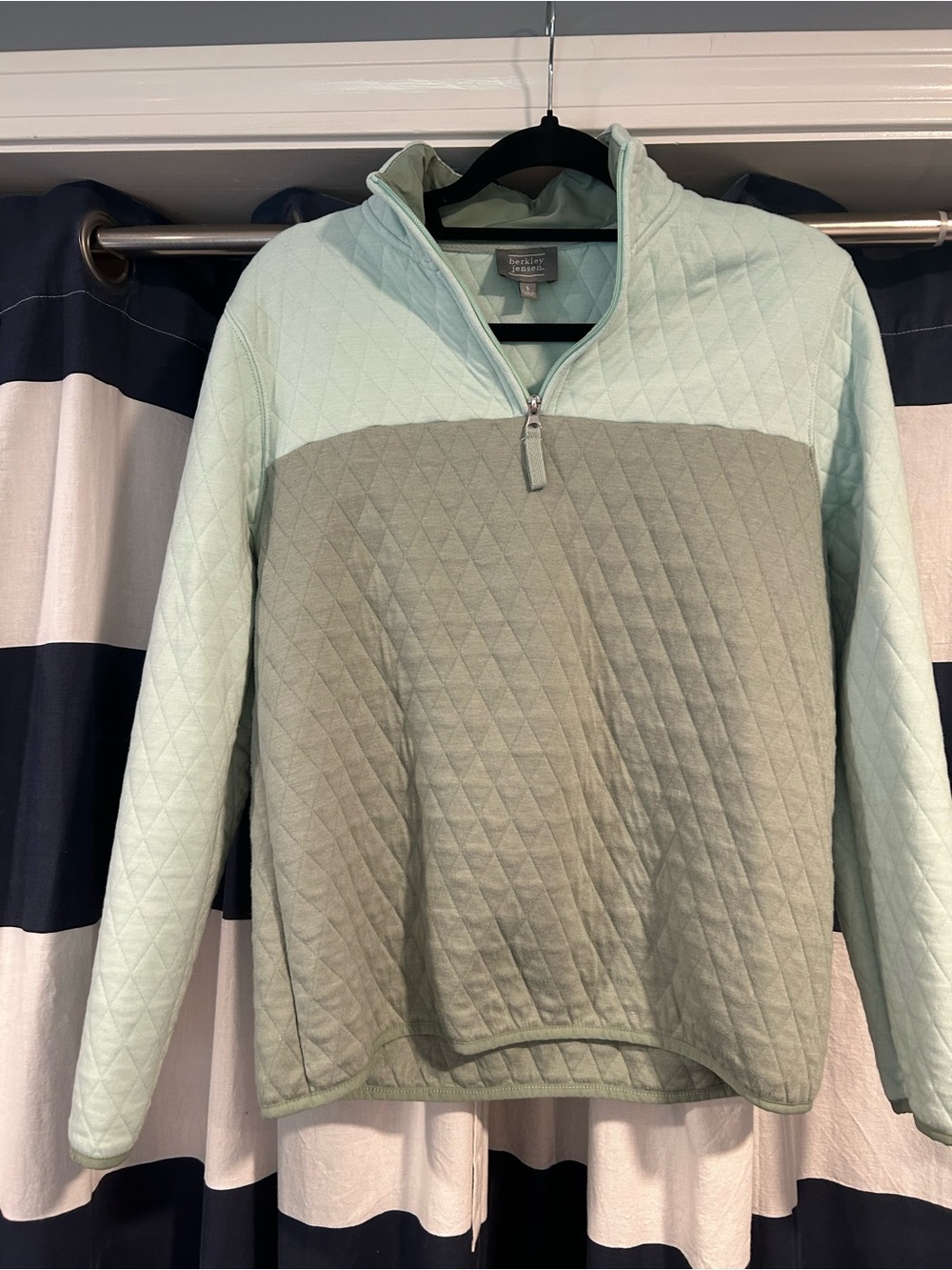 Women’s Quilted Half-Zip in Mint & Sage